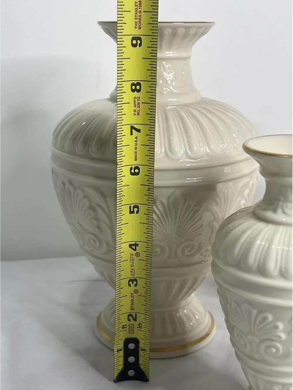 Lenox Athenia Porcelain Vase Set White 24K Gold Trim Embossed Shell 3 Pc